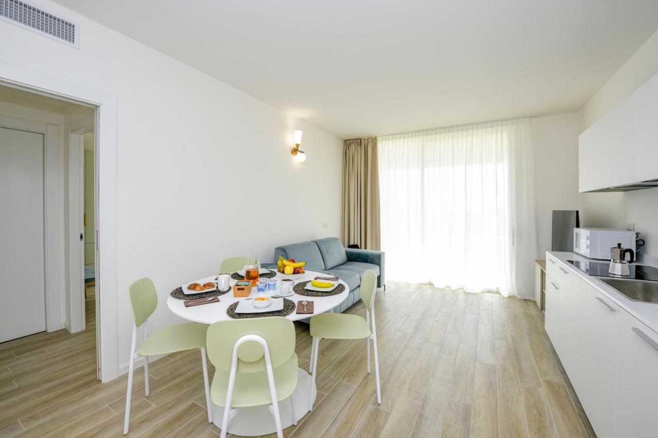 Apartment Sunlight *